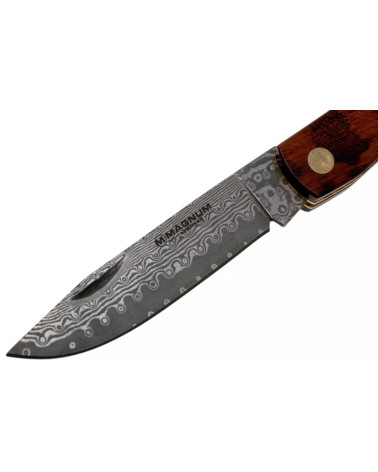 Couteau de poche MAGNUM SNAKE RANGEBUSTER DAMASCUS avec lame en acier Damas et manche métallique élégant. Couteau de poche MAGNUM SNAKE RANGEBUSTER DAMASCUS avec lame en acier Damas et manche métallique élégant.