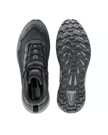 Chaussures tactiques imperméables FORTUX GTX QC NOIR - Conçues par LOWA pour les professionnels exigeants. Chaussures tactiques imperméables FORTUX GTX QC NOIR - Conçues par LOWA pour les professionnels exigeants.