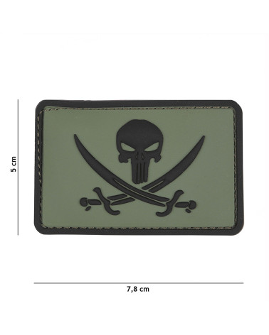 Patch 3D Punisher Pirate vert en PVC de 101 INC fixé sur un gilet tactique