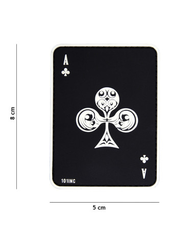 Patch 3D PVC Ace of Clubs noir de 101 INC sur un gilet tactique