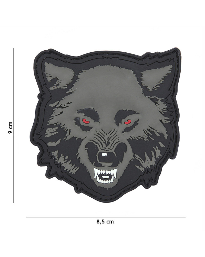 Patch 3D Wolf gris de 101 INC fixé sur un sac tactique Patch 3D Wolf gris de 101 INC fixé sur un sac tactique