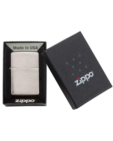 Briquet Zippo Brushed Chrome – Rechargeable, finition brossée intemporelle, garanti à vie Briquet Zippo Brushed Chrome – Rechargeable, finition brossée intemporelle, garanti à vie