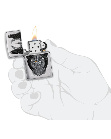Briquet Zippo Odin – Chrome brossé avec illustration couleur du dieu nordique et ses corbeaux Briquet Zippo Odin – Chrome brossé avec illustration couleur du dieu nordique et ses corbeaux