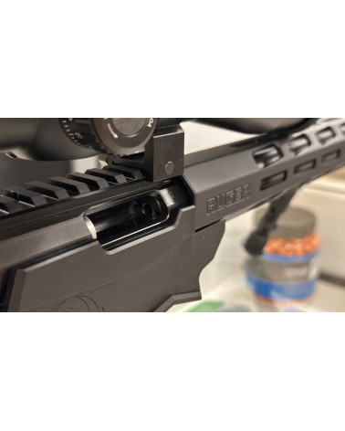 Carabine Ruger Precision Rimfire calibre .22LR avec canon de 18 pouces – idéale pour le tir sportif de précision. Carabine Ruger Precision Rimfire calibre .22LR avec canon de 18 pouces – idéale pour le tir sportif de précision.