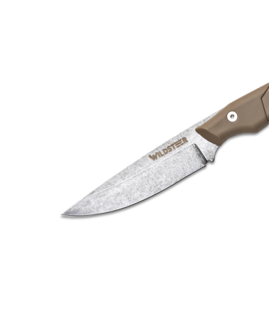 Couteau Wildsteer TROLL coloris coyote avec lame finition stonewash et manche en tactiprène, livré avec étui Kydex P.TAC. Couteau Wildsteer TROLL coloris coyote avec lame finition stonewash et manche en tactiprène, livré avec étui Kydex P.TAC.