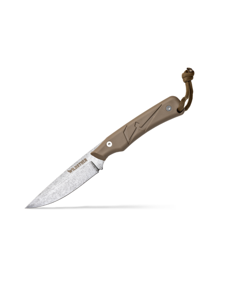 Couteau Wildsteer TROLL coloris coyote avec lame finition stonewash et manche en tactiprène, livré avec étui Kydex P.TAC. Couteau Wildsteer TROLL coloris coyote avec lame finition stonewash et manche en tactiprène, livré avec étui Kydex P.TAC.