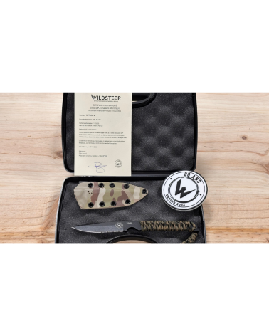 Couteau Wildsteer W-TECH 4 Édition 20 Ans N°29/40 lame noire serration avec manche paracorde Urban, série limitée française