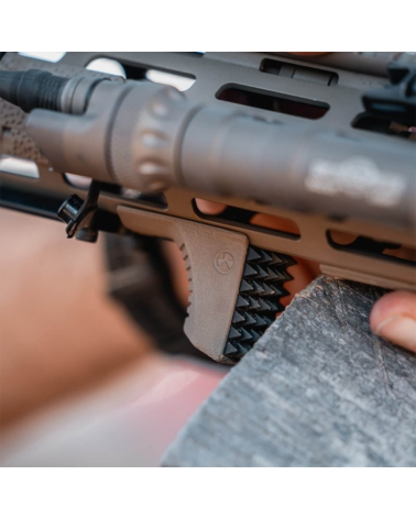 Barricade Stop Magpul M-LOK FDE avec plaque acier QPQ texturée et corps polymère renforcé couleur Flat Dark Earth