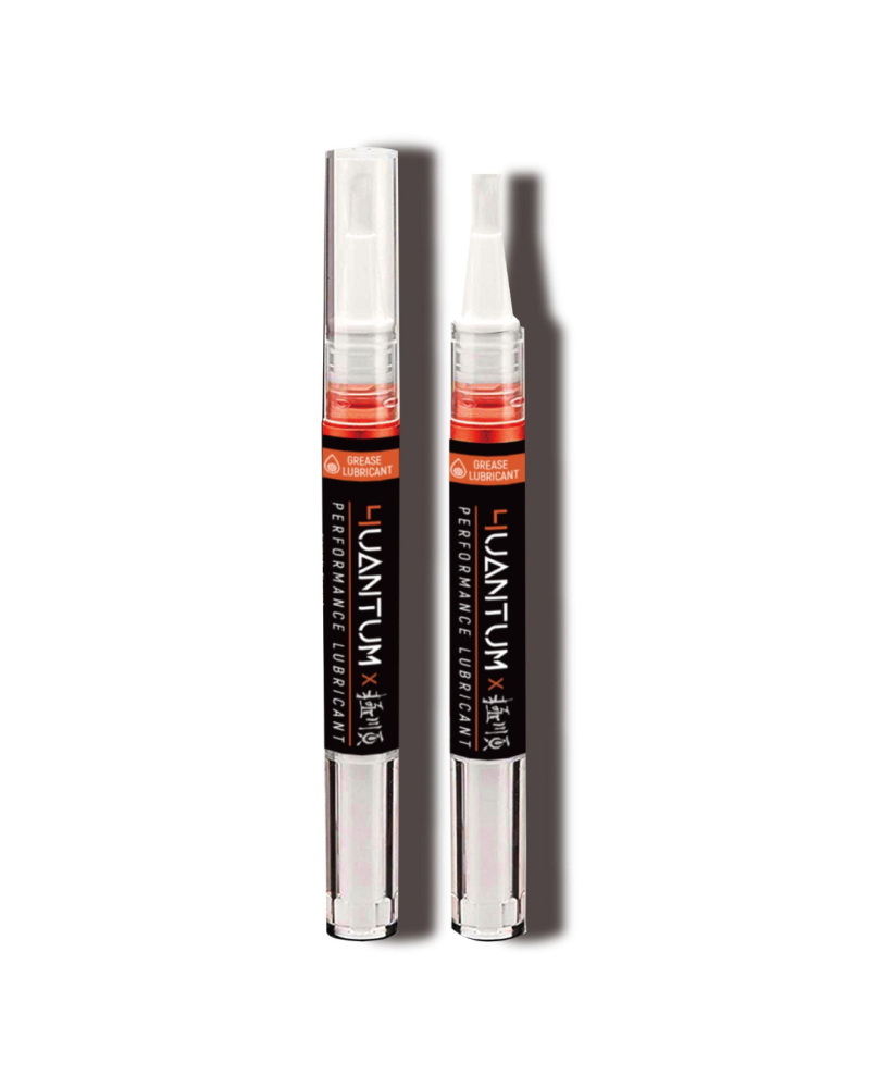 Stylo haute performance lubrifiant orange 4UAD entretien airsoft, formule PTFE et silicone, application de précision