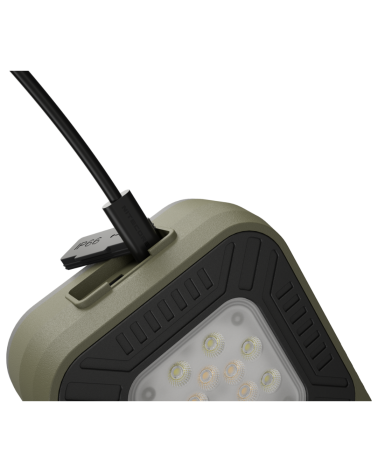 Lampe multifonction Nitecore NWL30 3000 lumens avec batterie externe et répulsif moustiques pour camping et activités outdoor.