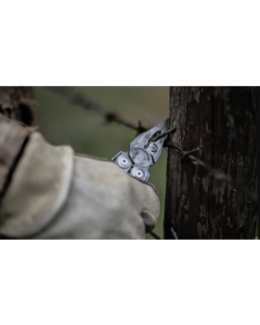 Pince multifonction Leatherman Surge noire avec 21 outils en acier inoxydable finition oxyde noir