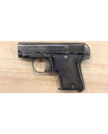 Pistolet MAB Modèle A calibre 6.35 Browning arme française ancienne et de collection