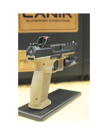 Pack Premium Canik Mete SFX FDE calibre 9x19 comprenant un point rouge Mecanik M01, une lampe Olight PL PRO Valkyrie