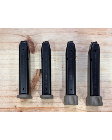 Pack Premium Canik Mete SFX FDE calibre 9x19 comprenant un point rouge Mecanik M01, une lampe Olight PL PRO Valkyrie