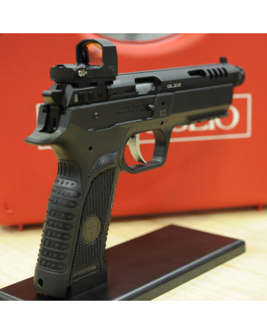 Pistolet Tanfoglio Force 22 LR Tactical 2026 avec point rouge Frenzy S 3 MOA pour tir sportif et entrainement au stand