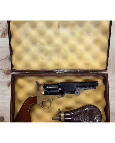 Réplique Pietta 1851 Navy Sheriff d'occasion calibre .36 PN avec carcasse laiton, crosse en noyer, canon octogonal de 127 mm