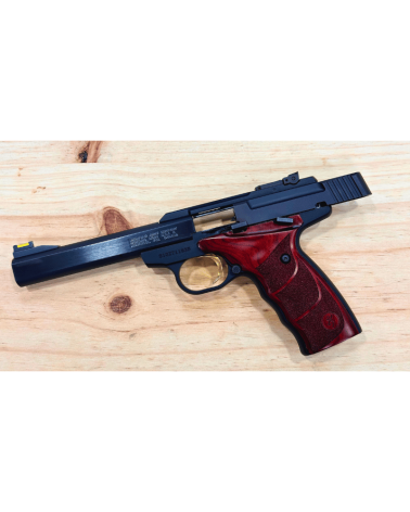 Pistolet Browning Buck Mark Rosewood calibre .22 LR d'occasion, avec finition Rosewood et légère tache esthétique sous le canon.
