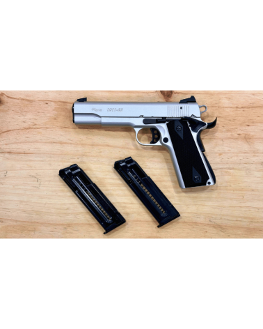 Pistolet SIG Sauer 1911-22 Silver calibre .22 LR d'occasion, inspiré du design 1911 avec finition Silver