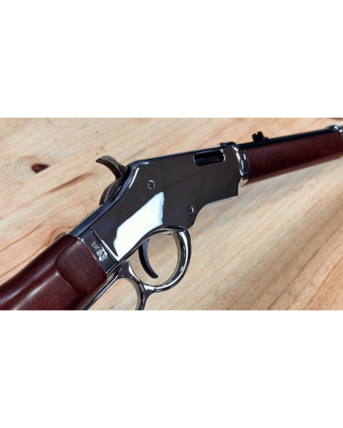 Carabine Uberti 1887 Scout Carbine .22LR d'occasion, levier sous-garde, canon rond 482mm et crosse en noyer huilé.