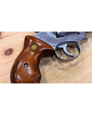 Revolver Smith & Wesson Modèle 66-2 calibre .357 Magnum en acier inoxydable, canon 4 pouces