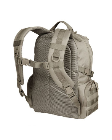 Sac à dos tactique A.R.E.S. Duty 35L en coloris coyote avec fixations MOLLE Sac à dos tactique A.R.E.S. Duty 35L en coloris coyote avec fixations MOLLE